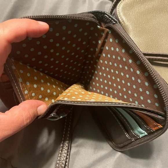 Chala Fox and Dragonfly Crossbody Bag Set - Black and Tan - Picture 6 of 6